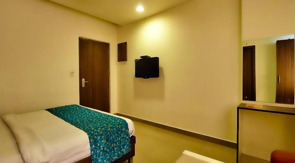 Continental Park Hotel Vijayawada Exterior photo